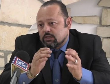 Οπαδοί του Α. Σώρρα μοίραζαν φυλλάδια στα διόδια (φωτό)